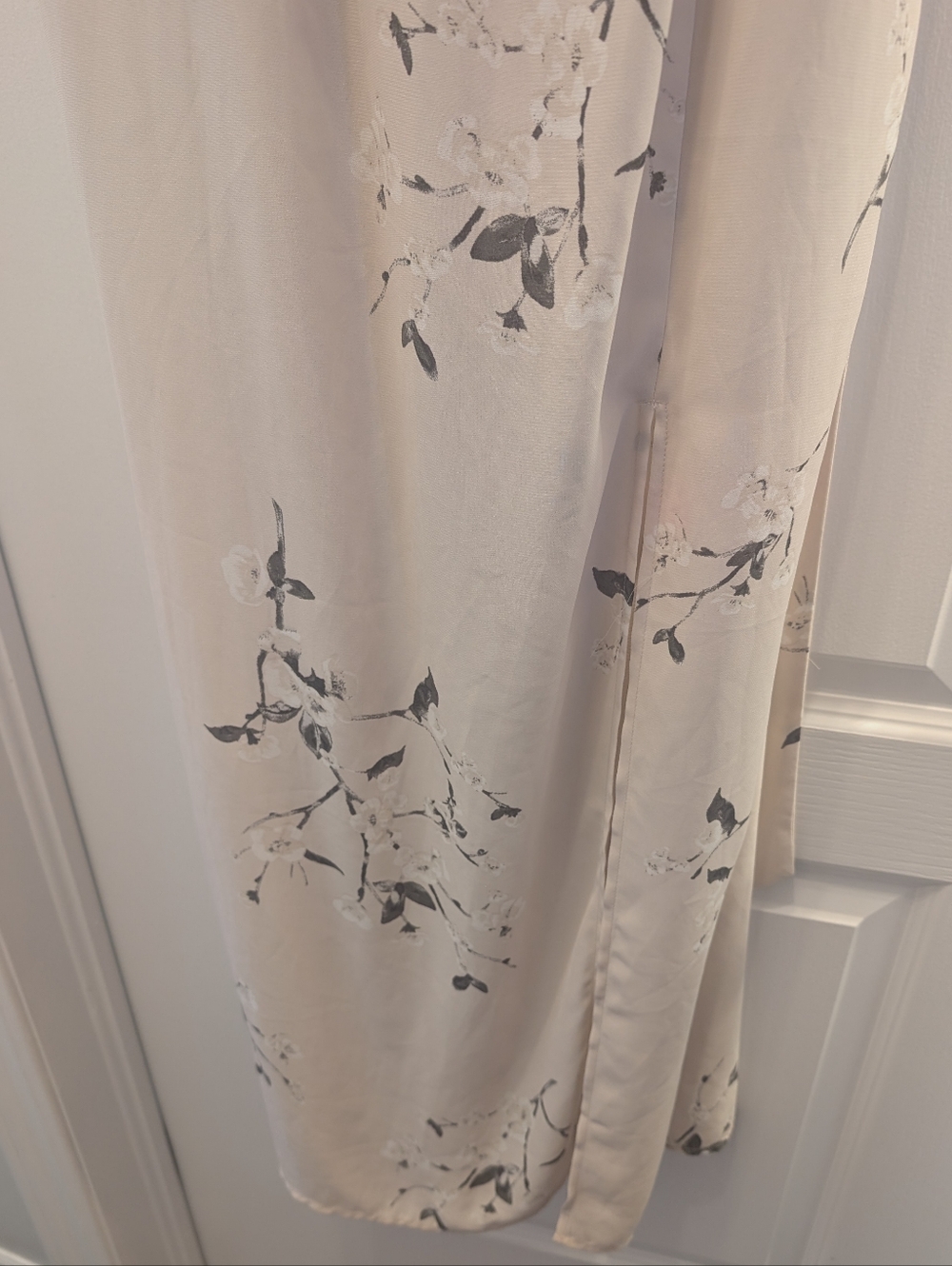 Dynamite Floral Maxi Dress - Picture 3 of 6